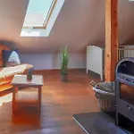 Stunning In Neu Zauche Ot Caminche With Wifi