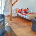 Stunning In Neu Zauche Ot Caminche With Wifi